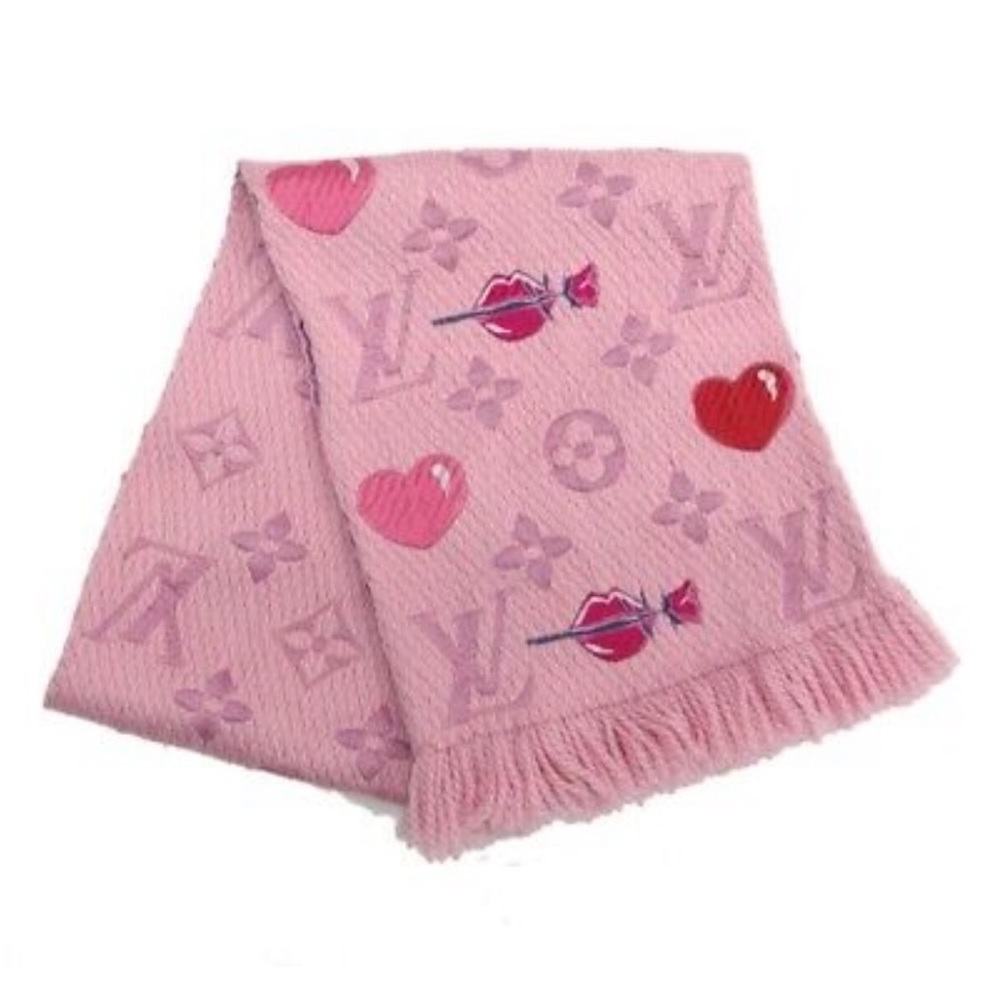 Louise Vuitton pink scarf for valentine